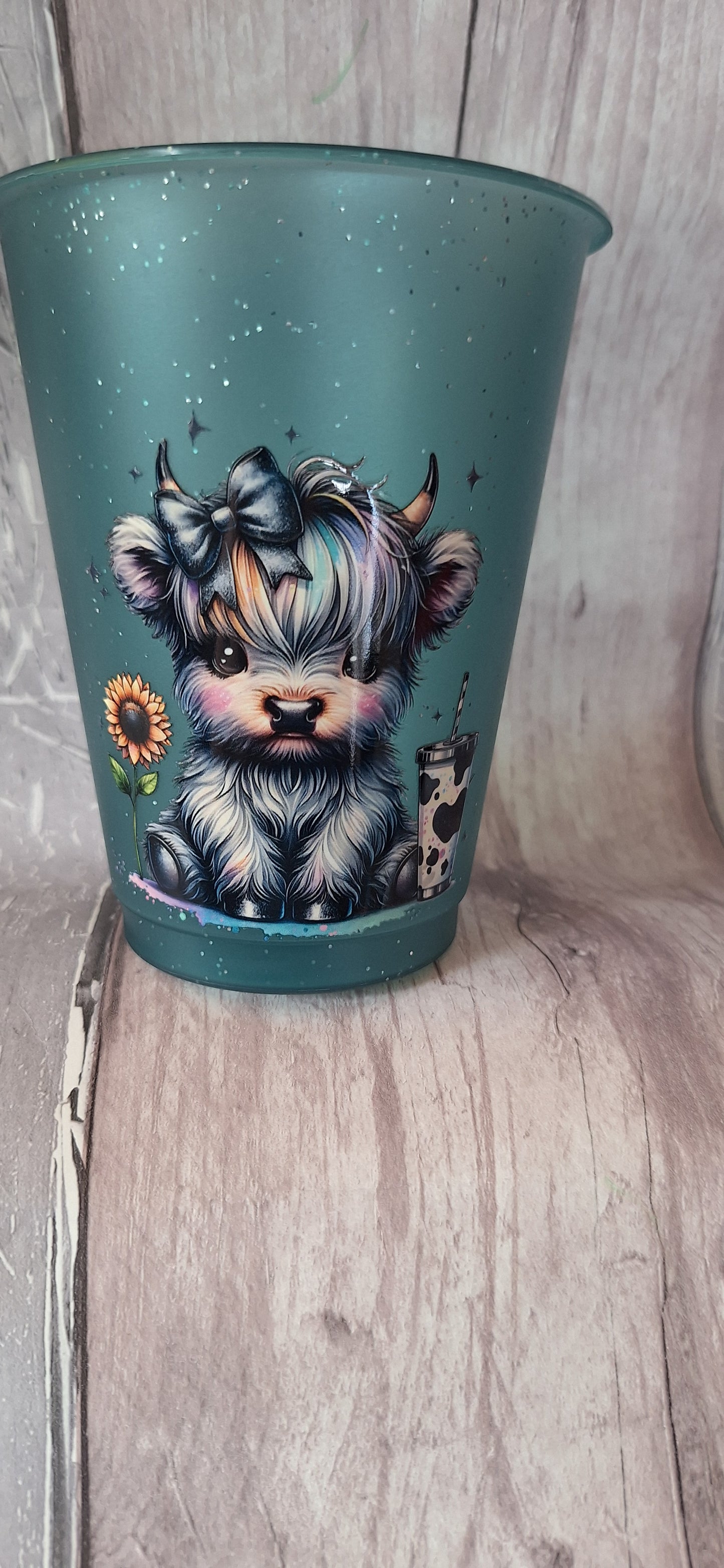 small cold cups 16oz